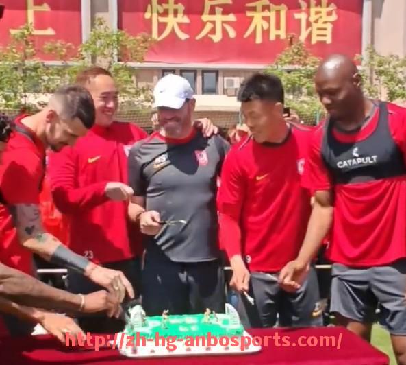 安博体育-世俱杯技战术融合,球队战术体系与技术配合分析